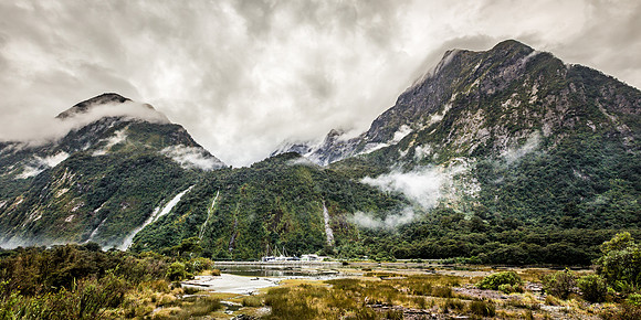Milford Mountains